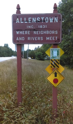 old sign on Route 28