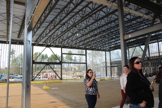 school-tour-0523-0634-sm